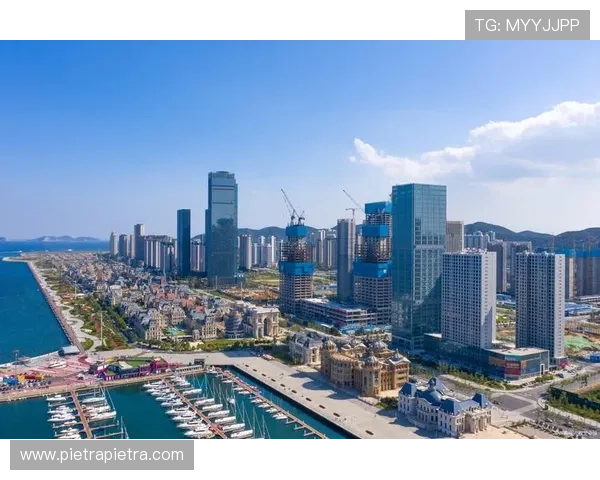 星城国际入口：开启未来生活的理想门户，尽享城市繁华与便利